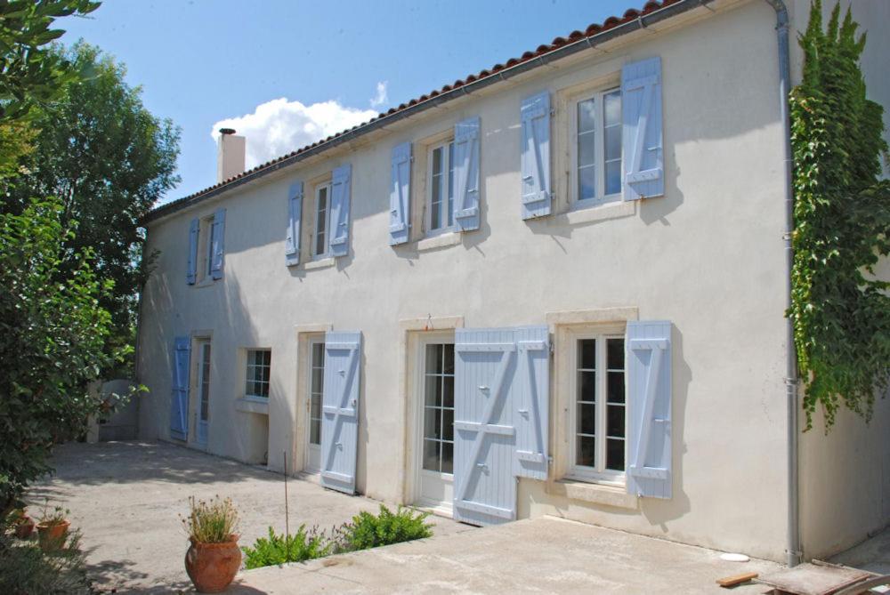 La Tonnelle Fleurie Chambres D'Hotes Sainte-Soulle Εξωτερικό φωτογραφία